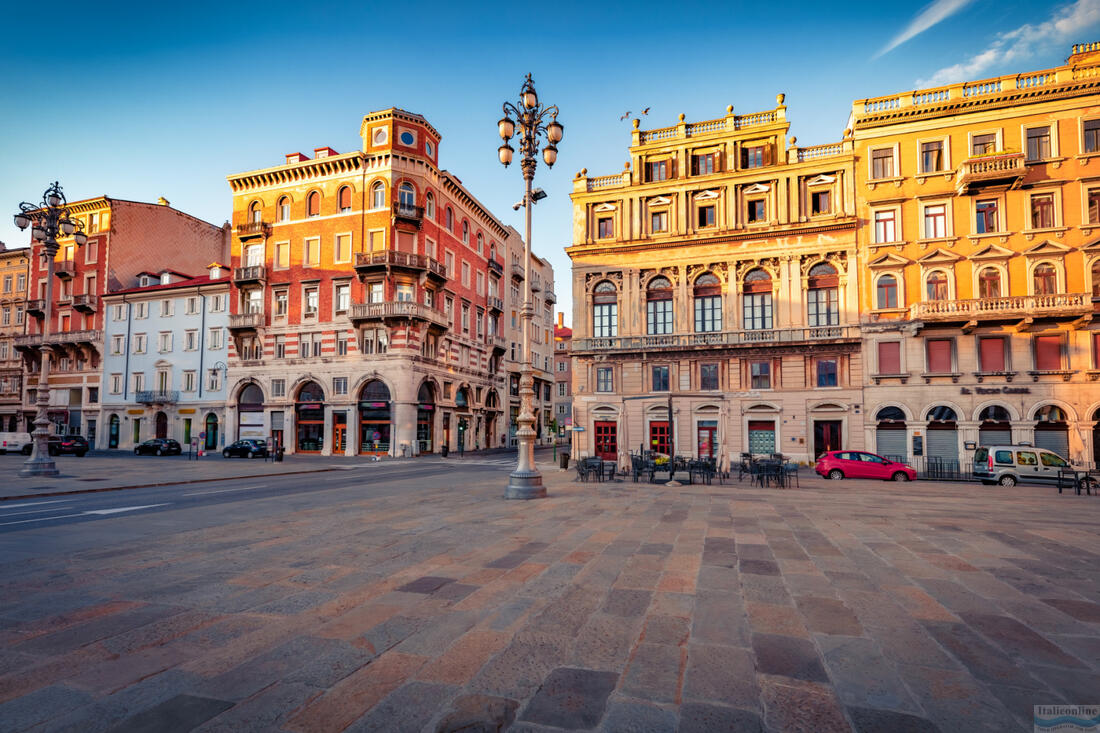 Splendid morning view of Piazza del Ponte rosso Town square