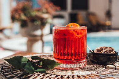 What can I refresh myself with on summer days? Episode 3 - Negroni