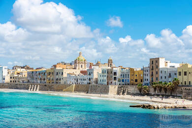 Marsala, a town that smells of wine and salt