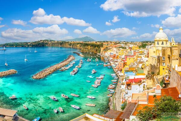 Procida, a colourful island in the Gulf of Naples