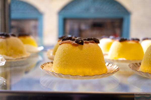 Polenta e Osei, a historic dessert from Bergamo