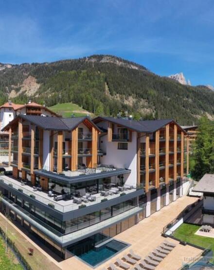 Hotel Ciampedie Luxury Alpine SPA Sèn Jan di Fassa