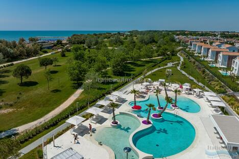 Pareus Beach Resort Caorle