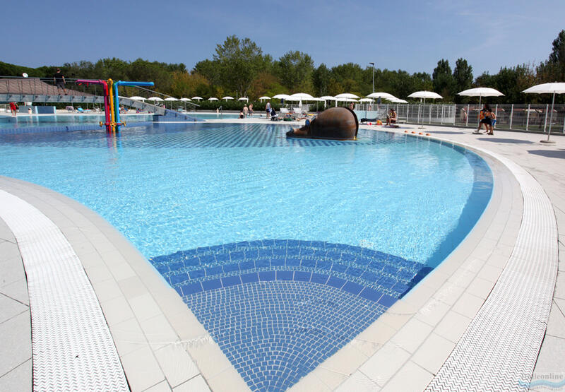 Camping Adriano Village