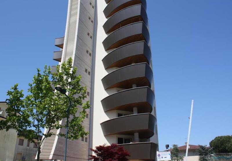 Condominio Torre Bahia