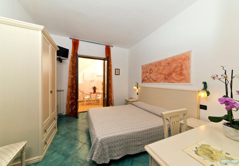 Hotel Aragonese