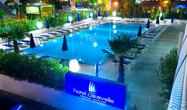 Hotel Caravelle