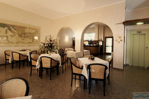 Hotel Mediterraneo