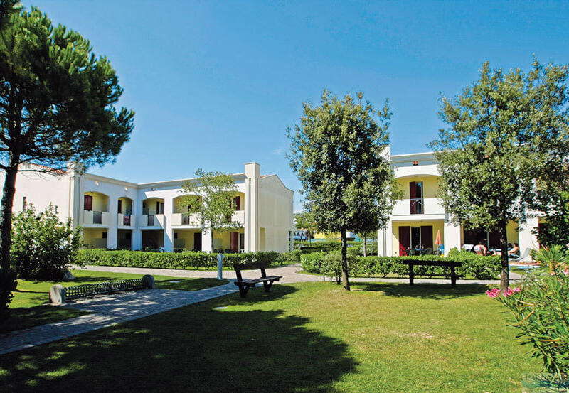 Villaggio Girasoli e Calycanthus