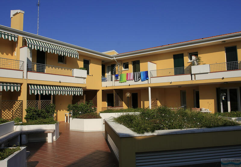 Villaggio Luna 1/2