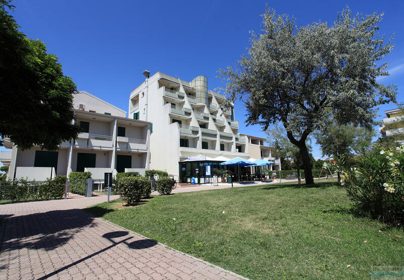 Villaggio Luna 1/2